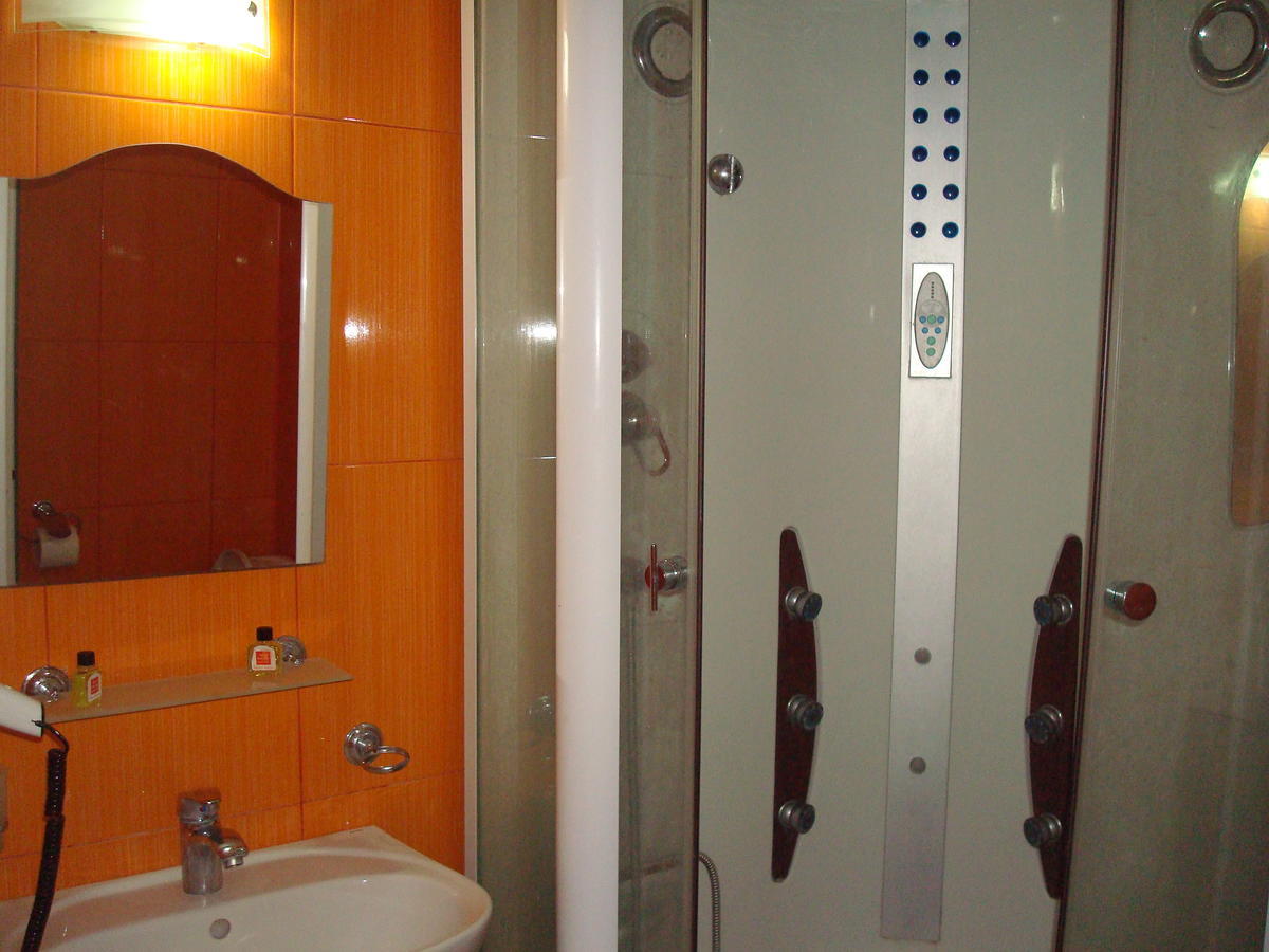 Hotel Prestige Костинещи Стая снимка